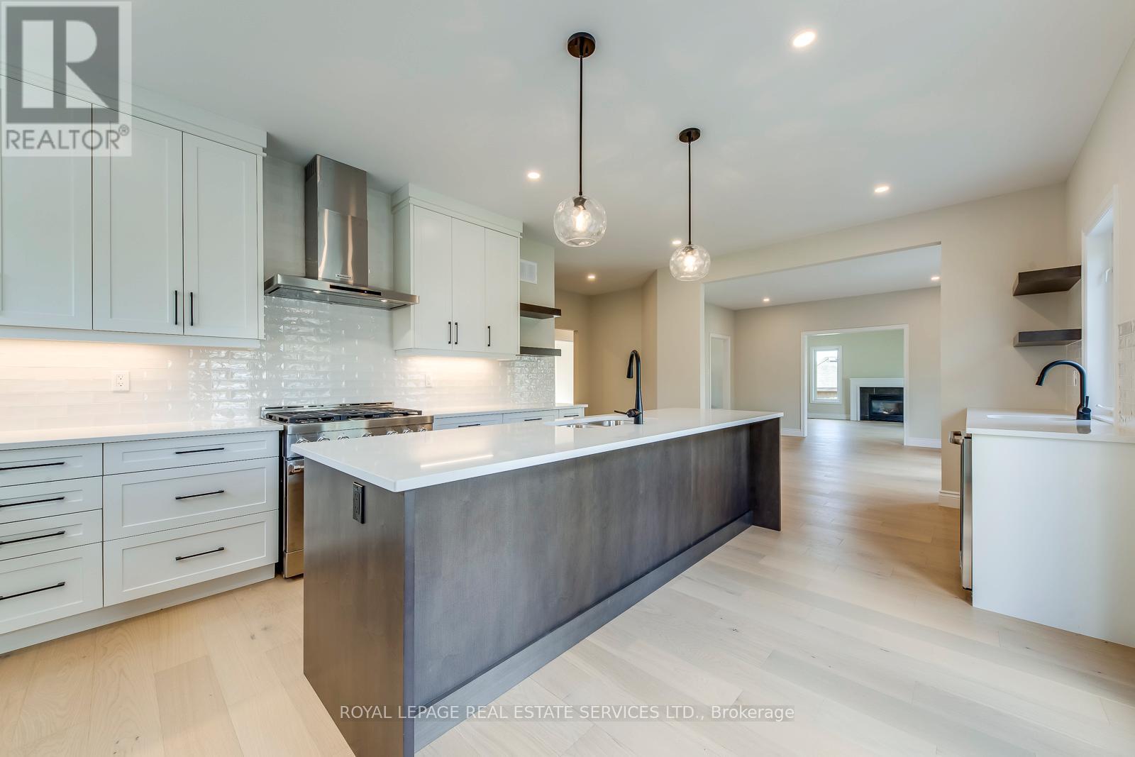 38 Moraine Walk, London North, Ontario  N6G 4Y8 - Photo 18 - X12708116