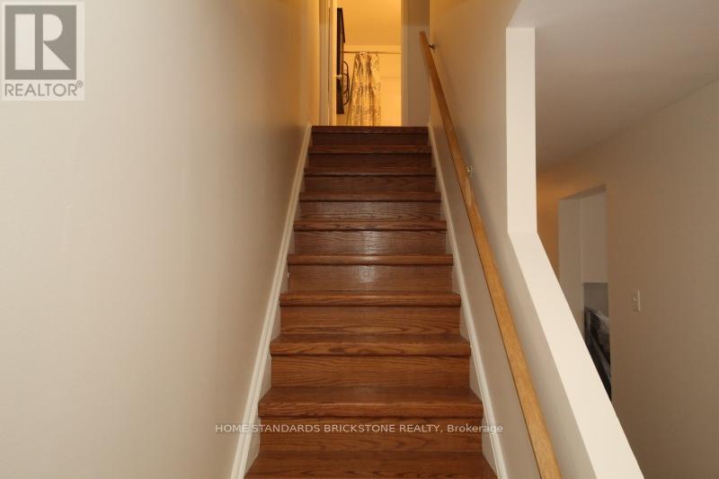 10 - 700 Erinbrook Drive, Kitchener, Ontario  N2E 2S7 - Photo 15 - X12708122