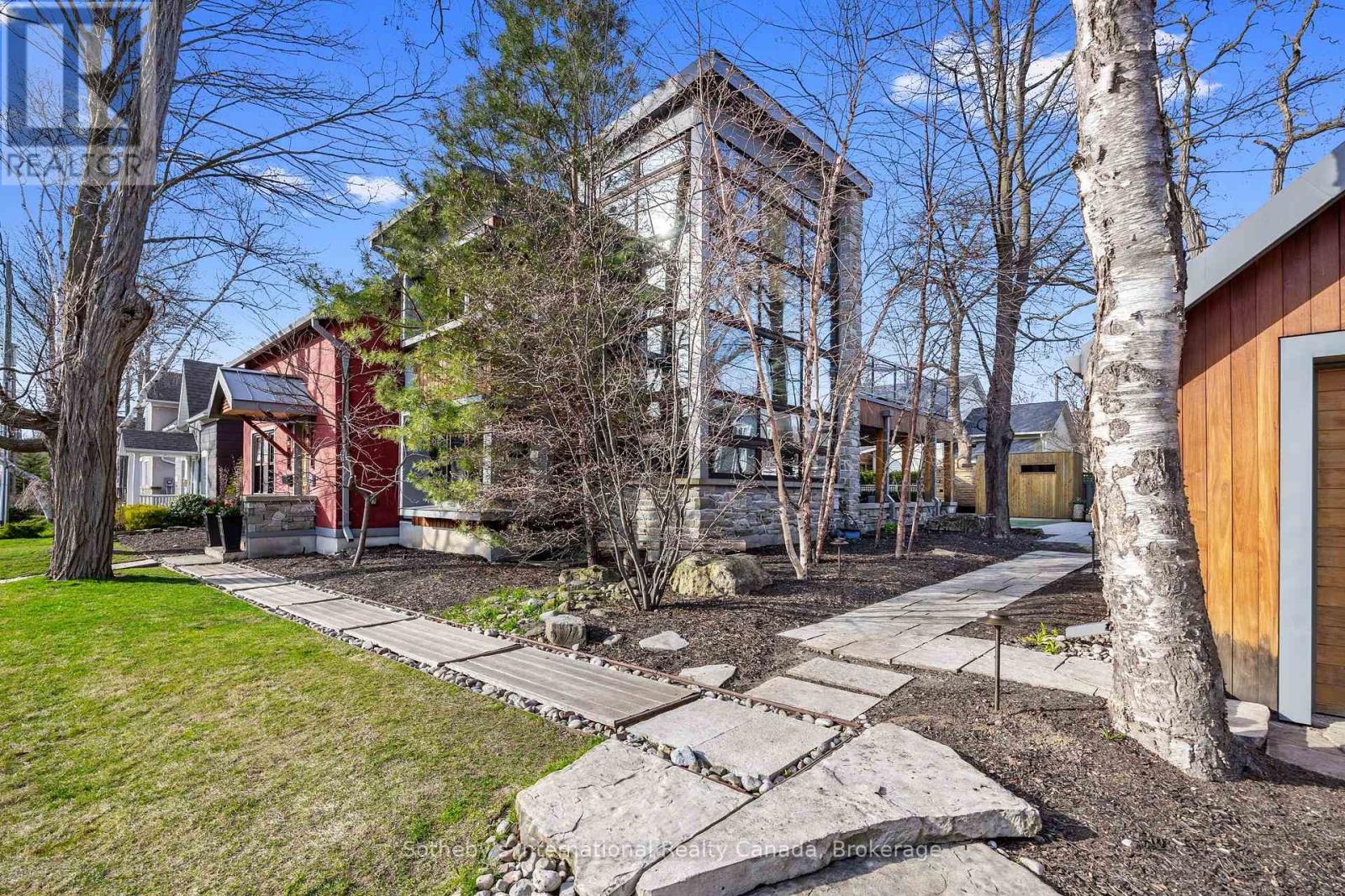 55 Chisholm Street, Oakville, Ontario  L6K 3H6 - Photo 4 - W12708196