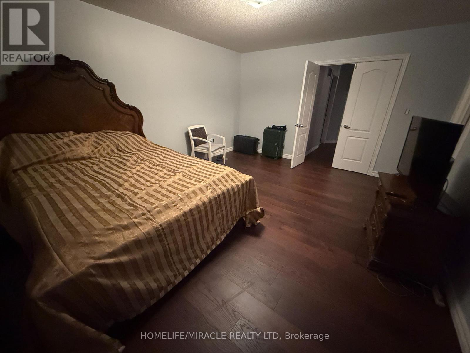 2251 Kwinter Road, Oakville, Ontario  L6M 0H2 - Photo 15 - W12672942