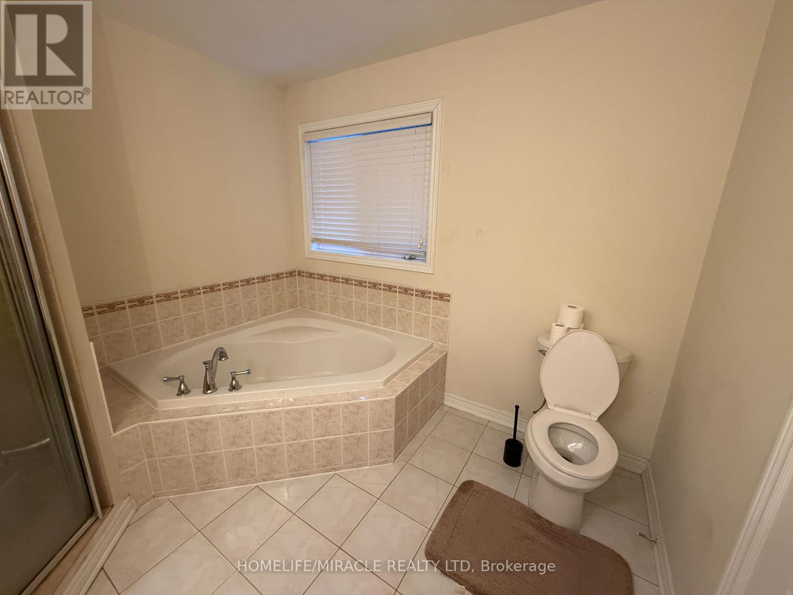 2251 Kwinter Road, Oakville, Ontario  L6M 0H2 - Photo 17 - W12672942