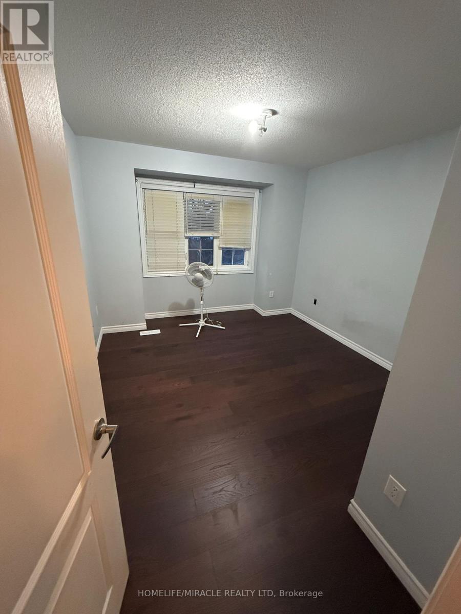 2251 Kwinter Road, Oakville, Ontario  L6M 0H2 - Photo 20 - W12672942