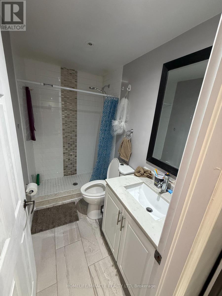 2251 Kwinter Road, Oakville, Ontario  L6M 0H2 - Photo 30 - W12672942