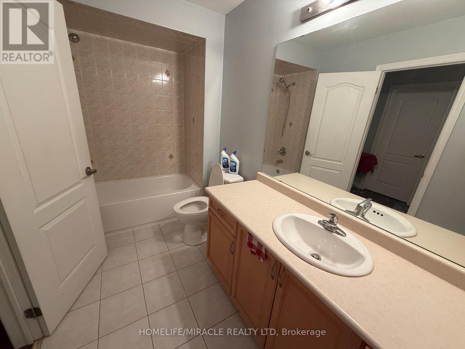 2251 Kwinter Road, Oakville, Ontario  L6M 0H2 - Photo 21 - W12672942