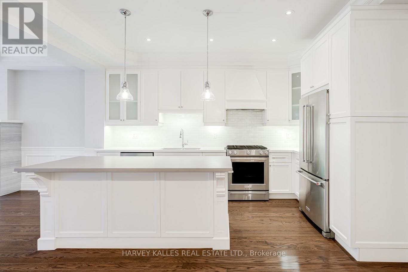 797 Oxford Street, Toronto, Ontario  M8Z 1L5 - Photo 12 - W12690940