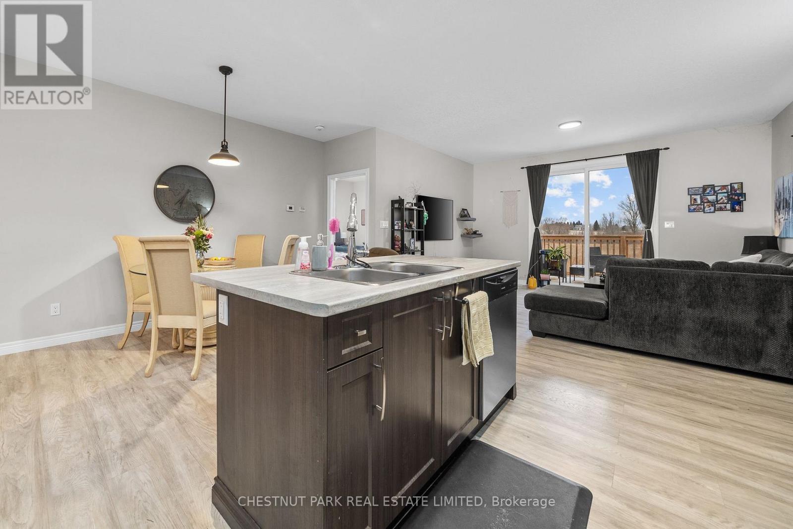 27 Dayton Court, Prince Edward County, Ontario  K0K 2T0 - Photo 13 - X12708372