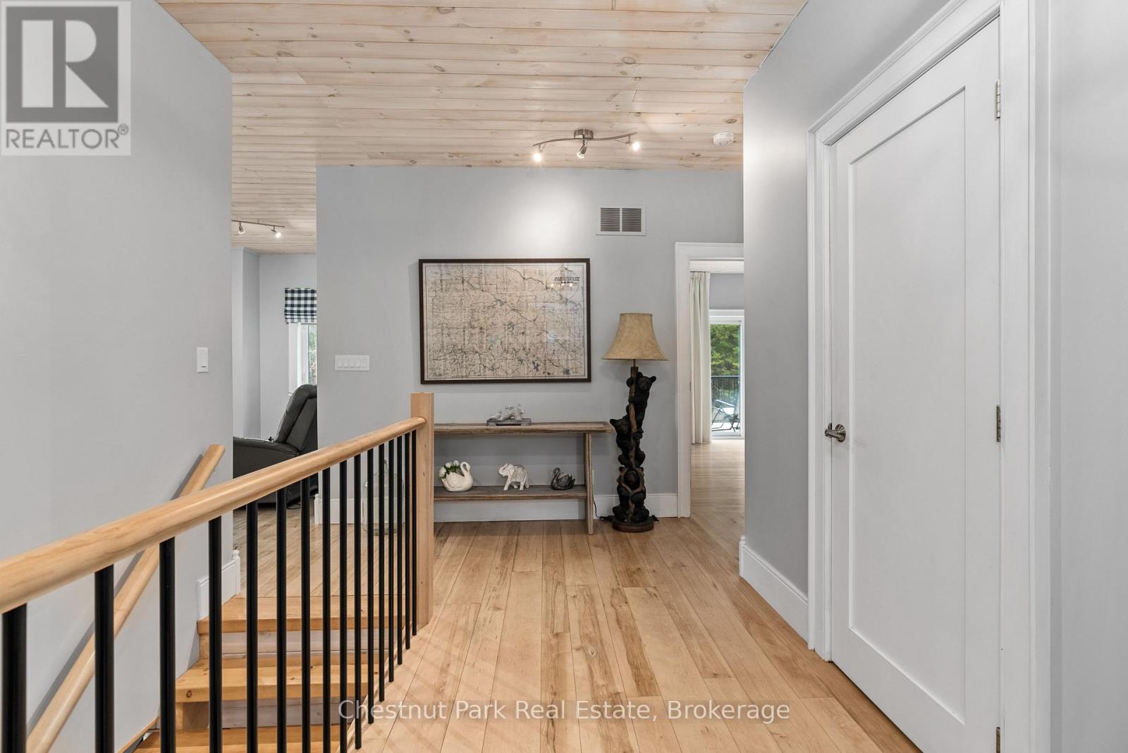 86 Bowyer Road, Huntsville, Ontario  P1H 2J4 - Photo 7 - X12708378