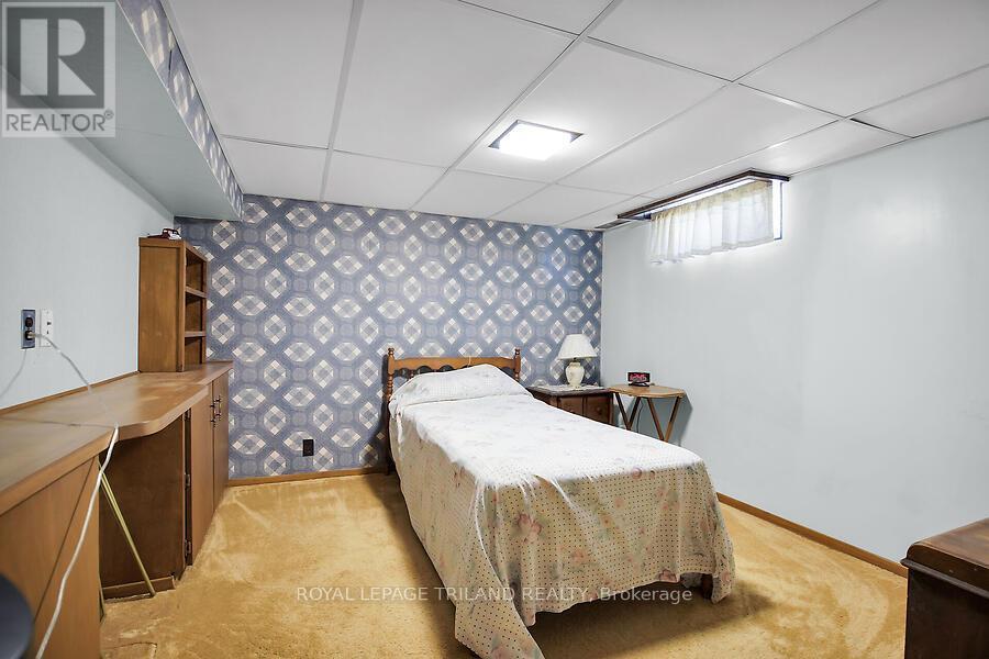 440 Beachwood Avenue, London South, Ontario  N6J 3K1 - Photo 17 - X12708194