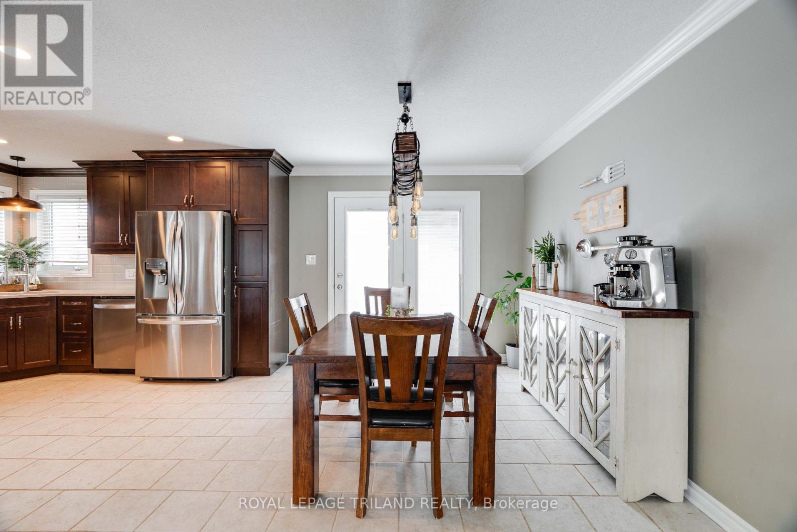 42 Fieldstone Crescent, Middlesex Centre, Ontario  N0L 1R0 - Photo 10 - X12708346