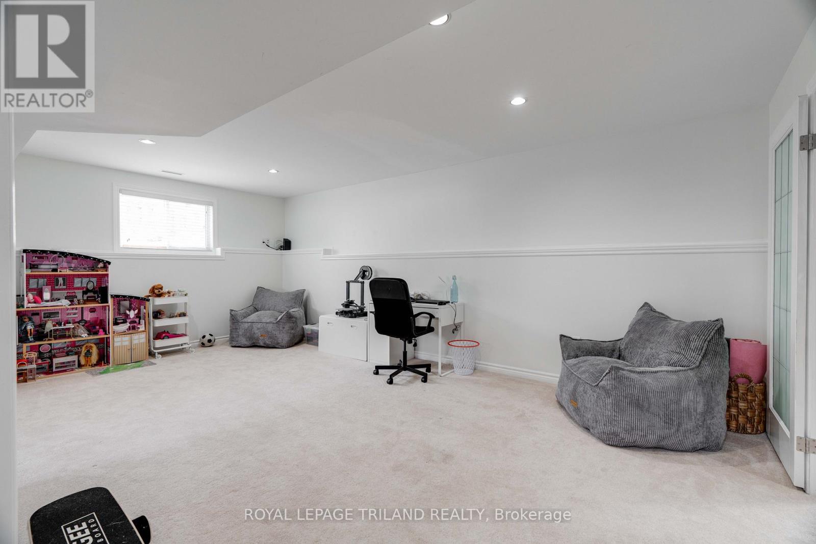 42 Fieldstone Crescent, Middlesex Centre, Ontario  N0L 1R0 - Photo 23 - X12708346