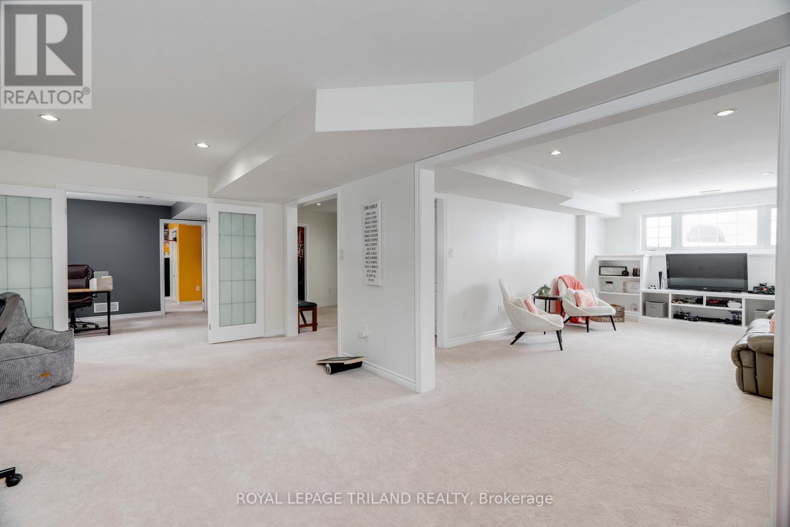 42 Fieldstone Crescent, Middlesex Centre, Ontario  N0L 1R0 - Photo 24 - X12708346