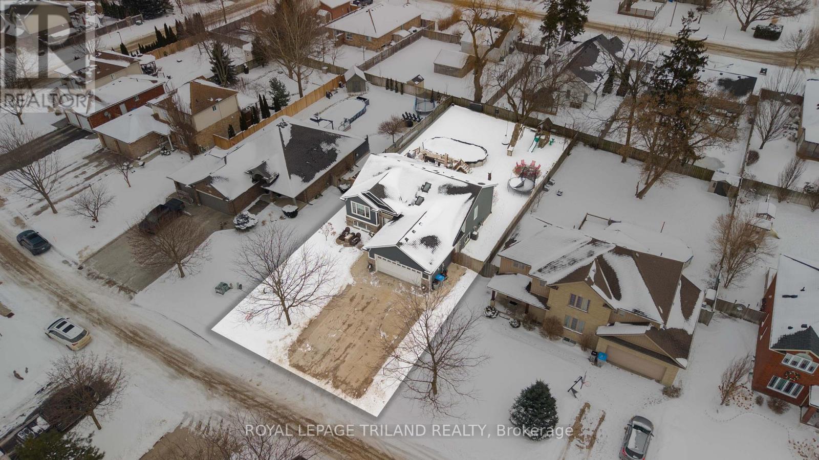 42 Fieldstone Crescent, Middlesex Centre, Ontario  N0L 1R0 - Photo 3 - X12708346