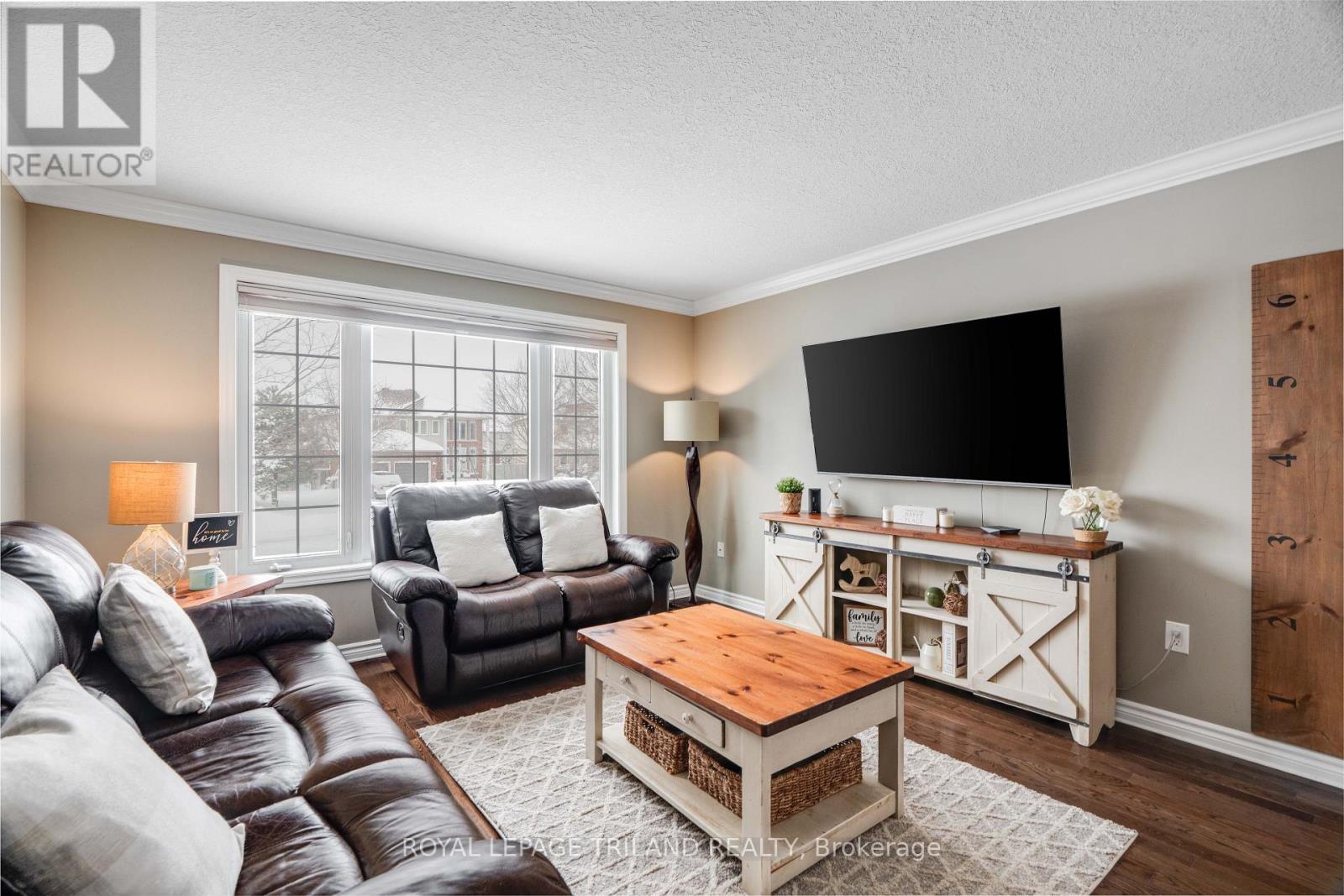 42 Fieldstone Crescent, Middlesex Centre, Ontario  N0L 1R0 - Photo 6 - X12708346