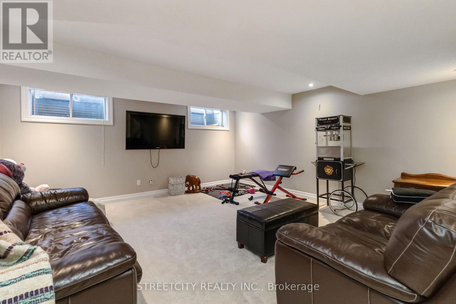 1160 Cardinal Road, London South, Ontario  N6M 0C3 - Photo 38 - X12708404