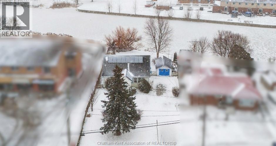 MLS# 26000930: 204 Margaret AVENUE, Wallaceburg, Canada