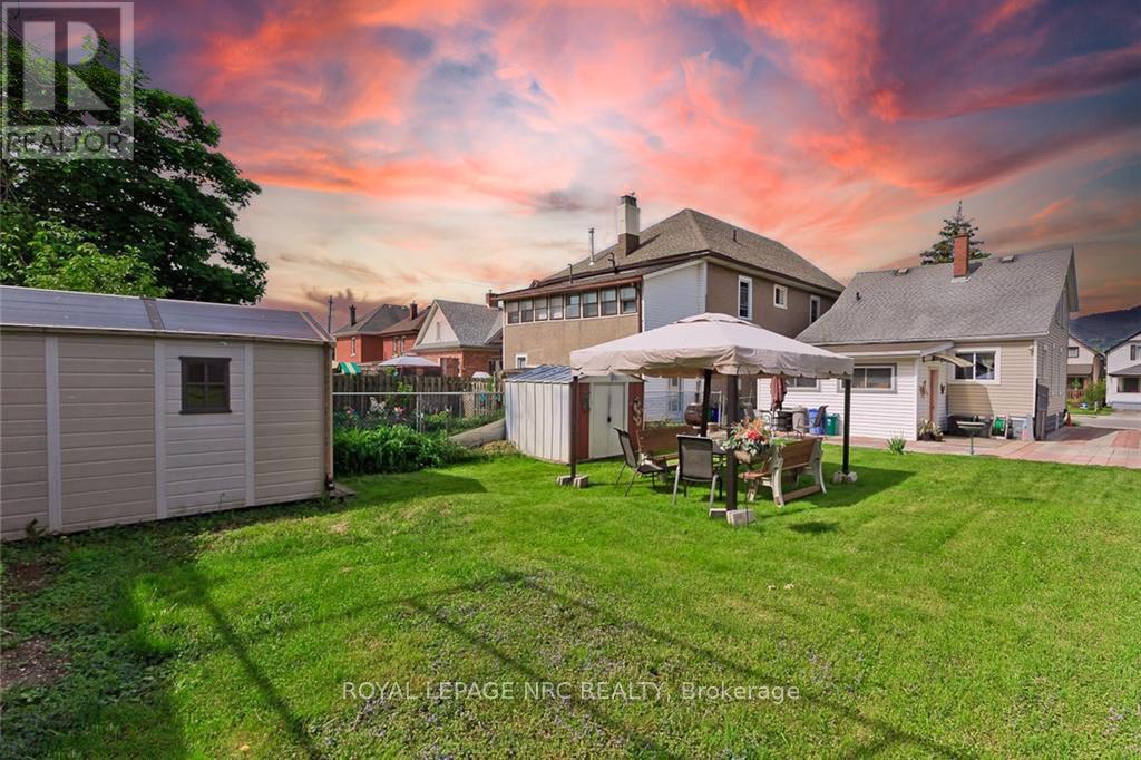 144 Burgar Street, Welland, Ontario  L3B 2S8 - Photo 18 - X12707652