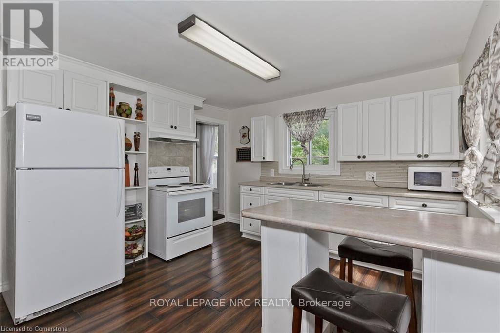 144 Burgar Street, Welland, Ontario  L3B 2S8 - Photo 25 - X12707652