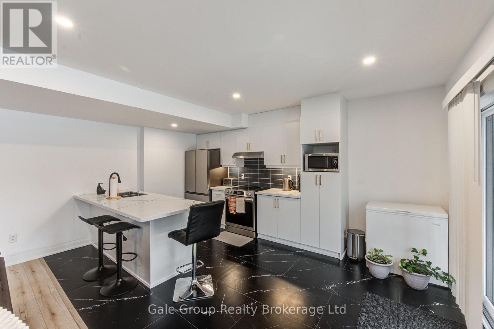 409 Somme Street, Woodstock, Ontario  N4T 0K3 - Photo 23 - X12708320