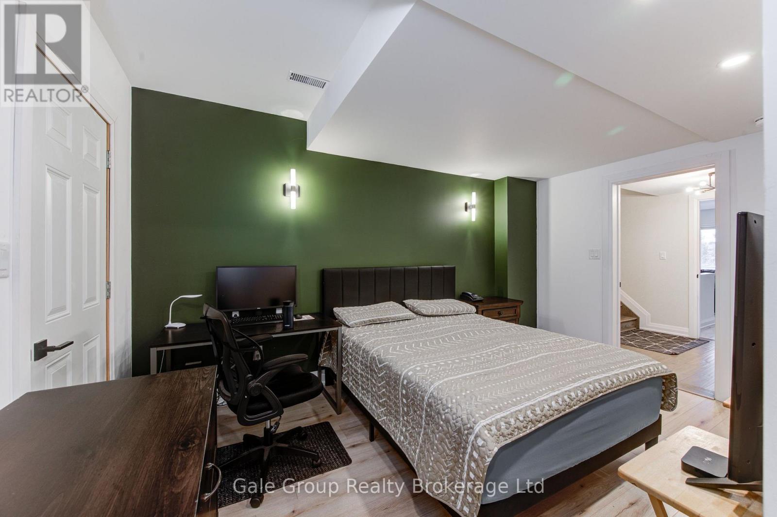 409 Somme Street, Woodstock, Ontario  N4T 0K3 - Photo 27 - X12708320