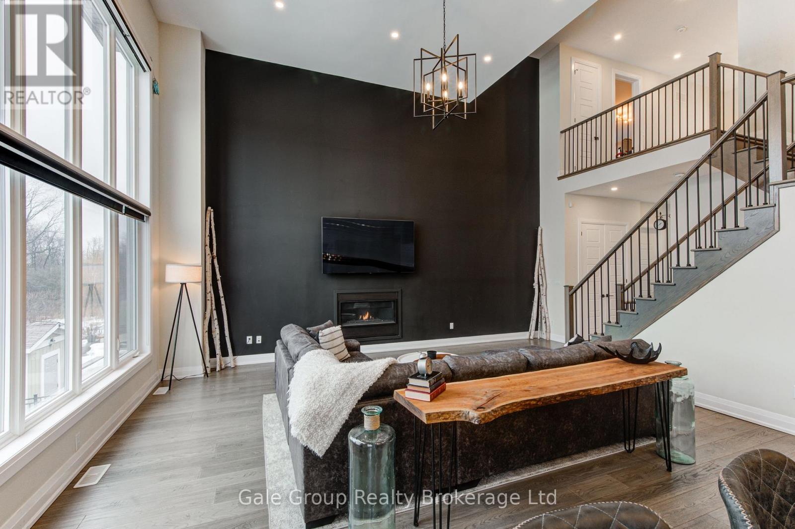 409 Somme Street, Woodstock, Ontario  N4T 0K3 - Photo 6 - X12708320