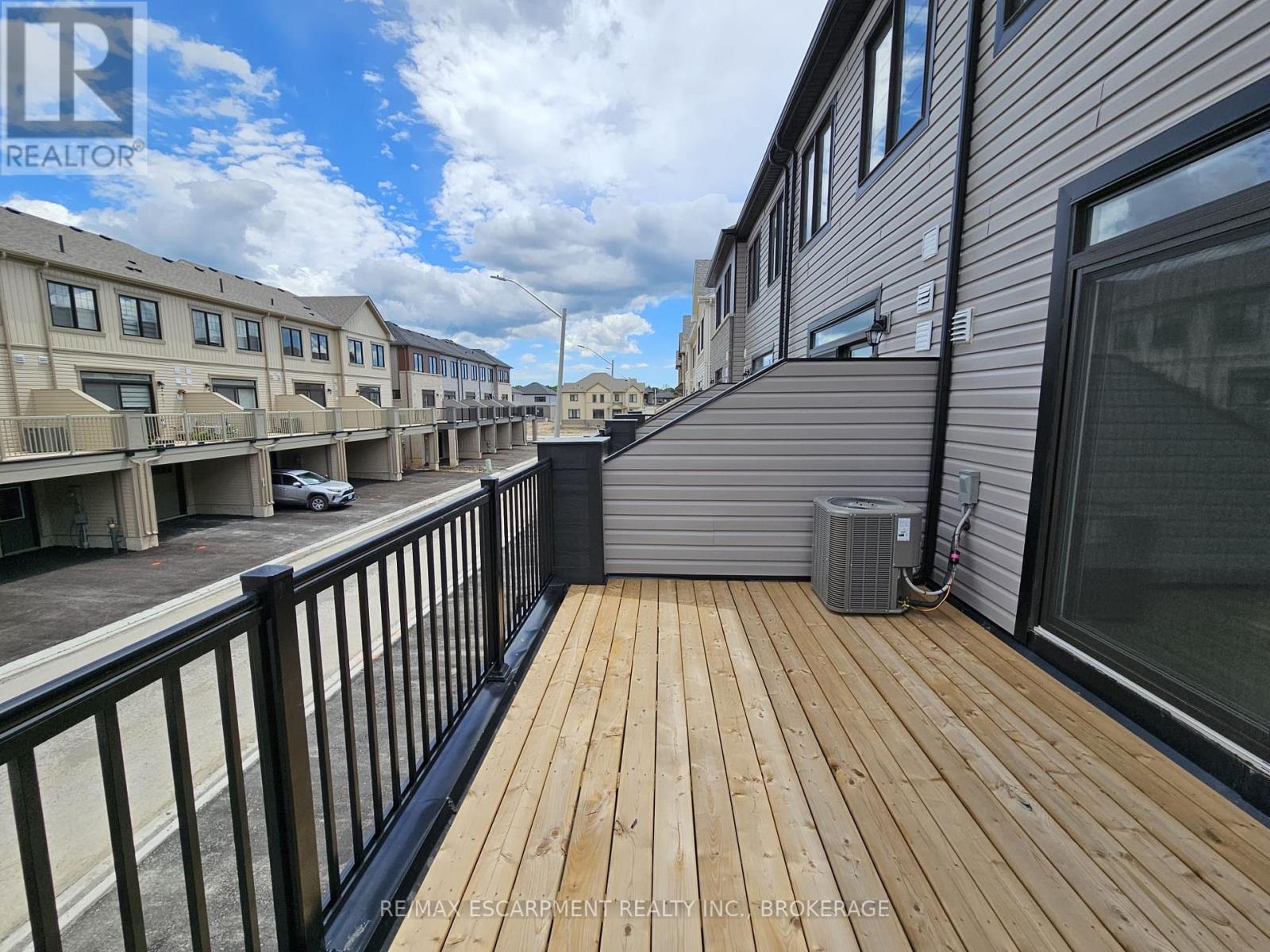 205 Melody Lane, Thorold (Hurricane/merrittville), Ontario  L3B 5N5 - Photo 14 - X12708136