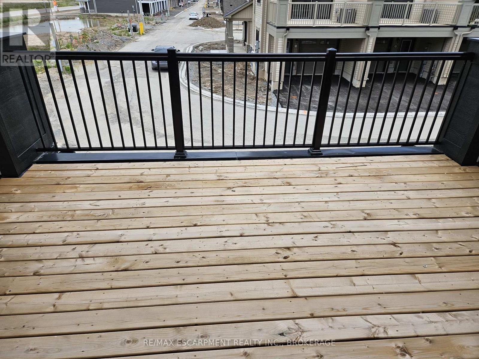 205 Melody Lane, Thorold (Hurricane/merrittville), Ontario  L3B 5N5 - Photo 15 - X12708136