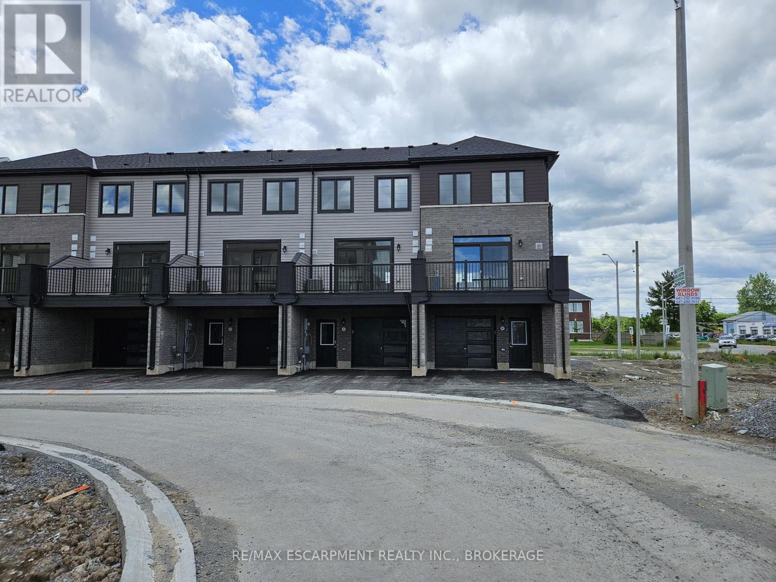 205 Melody Lane, Thorold (Hurricane/merrittville), Ontario  L3B 5N5 - Photo 30 - X12708136