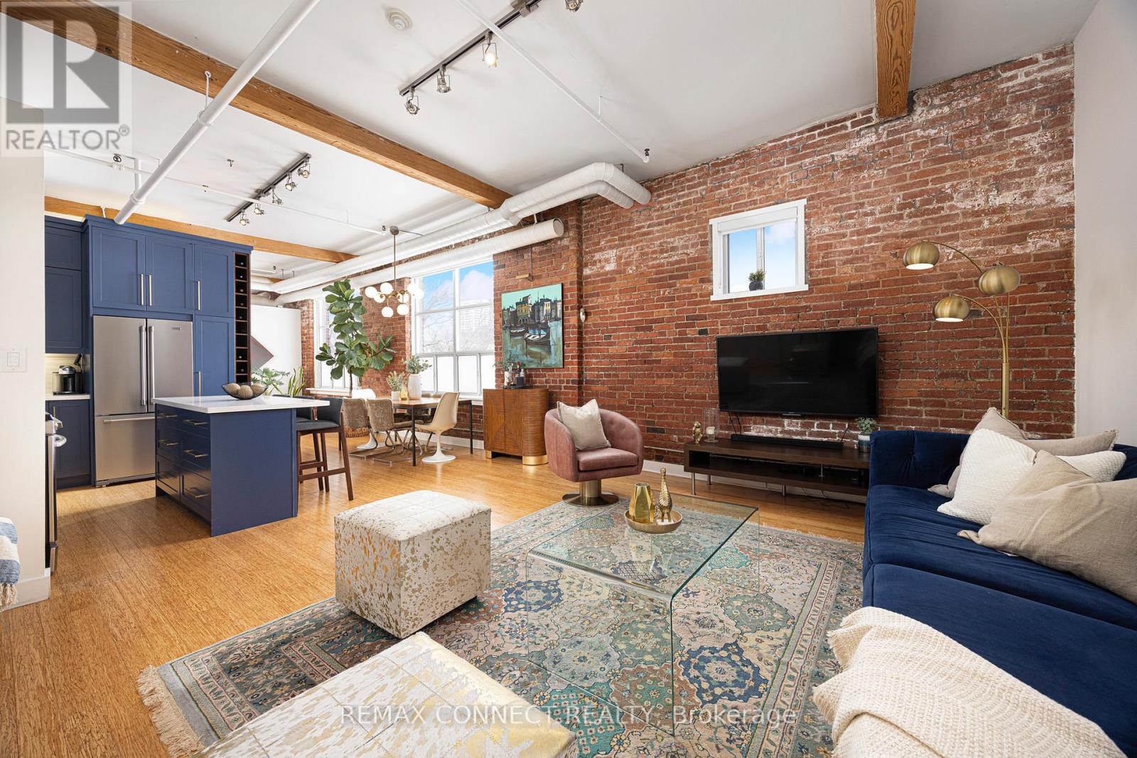 302 - 426 Queen Street E, Toronto, Ontario  M5A 1T4 - Photo 1 - C12708138