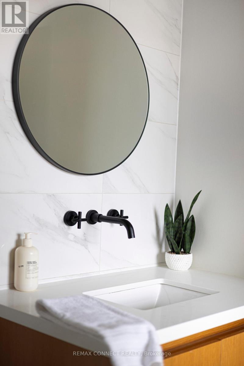 302 - 426 Queen Street E, Toronto, Ontario  M5A 1T4 - Photo 29 - C12708138