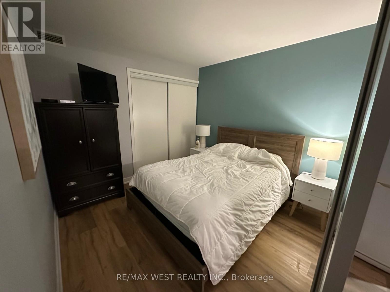 1215 - 4k Spadina Avenue, Toronto, Ontario  M5V 3Y9 - Photo 7 - C12708186