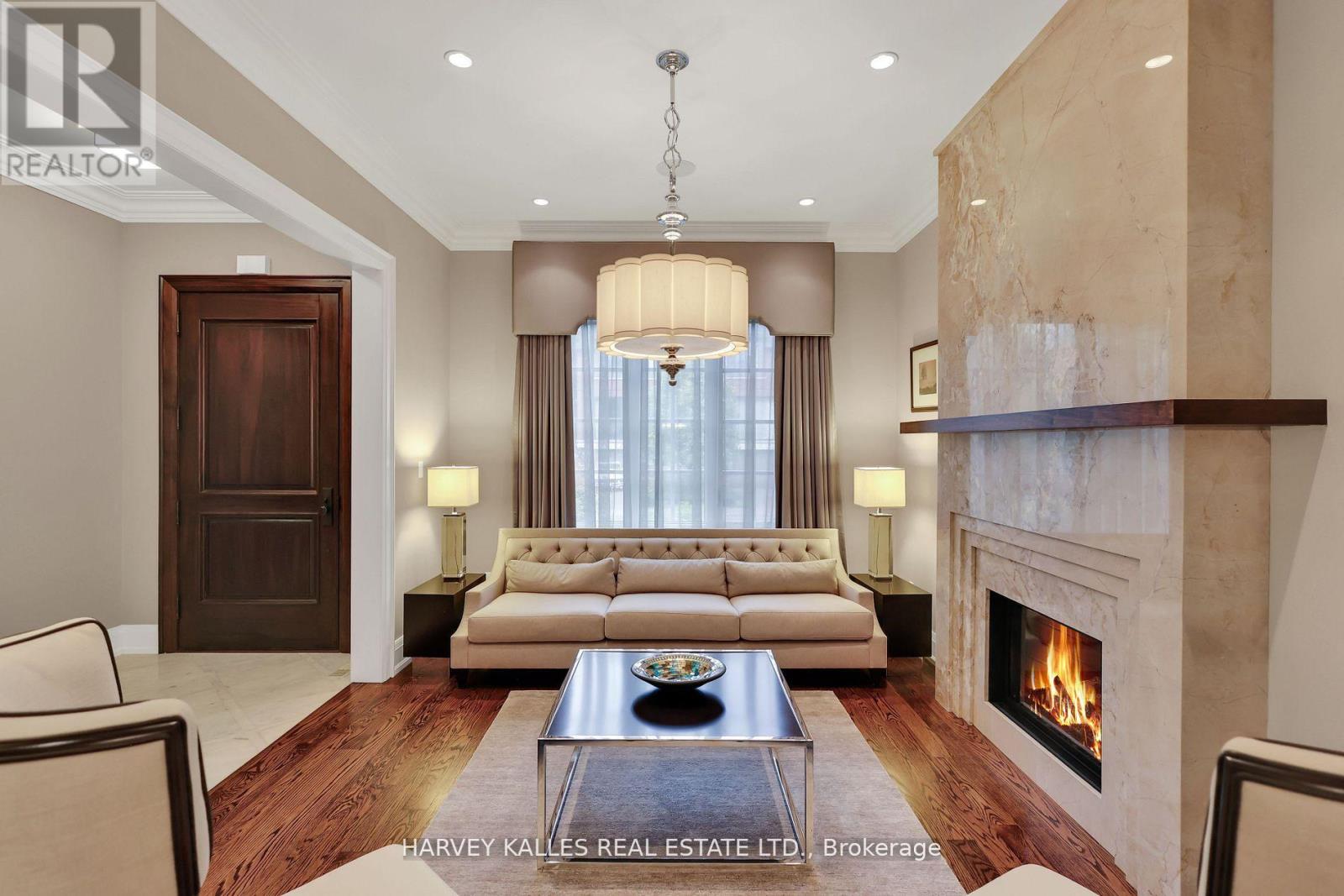 62 Heath Street W, Toronto, Ontario  M4V 1T4 - Photo 4 - C12708262