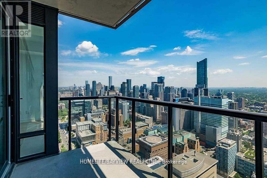 3303 - 488 University Avenue, Toronto, Ontario  M5G 0C1 - Photo 4 - C12708278