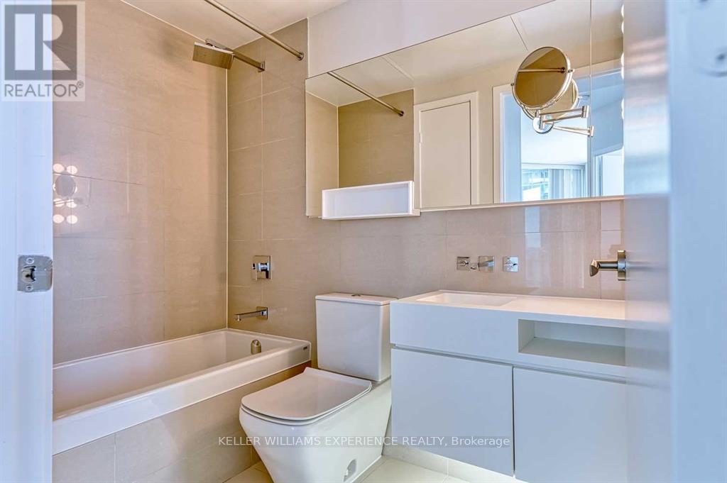 3702 - 45 Charles Street E, Toronto, Ontario  M4Y 1S2 - Photo 14 - C12708280