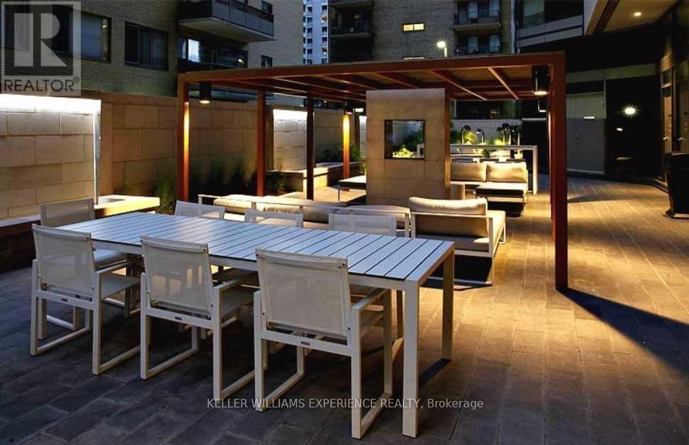 3702 - 45 Charles Street E, Toronto, Ontario  M4Y 1S2 - Photo 18 - C12708280