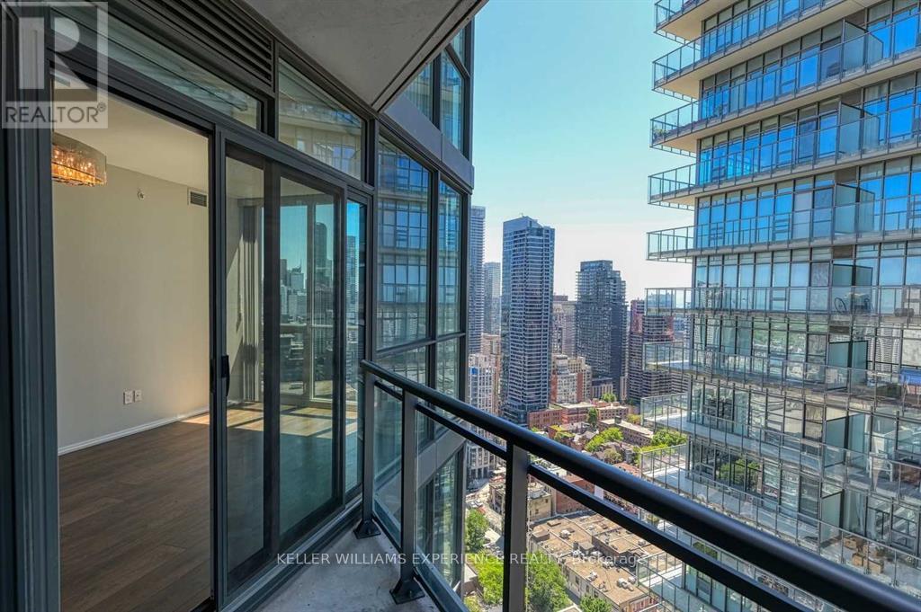 3702 - 45 Charles Street E, Toronto, Ontario  M4Y 1S2 - Photo 2 - C12708280