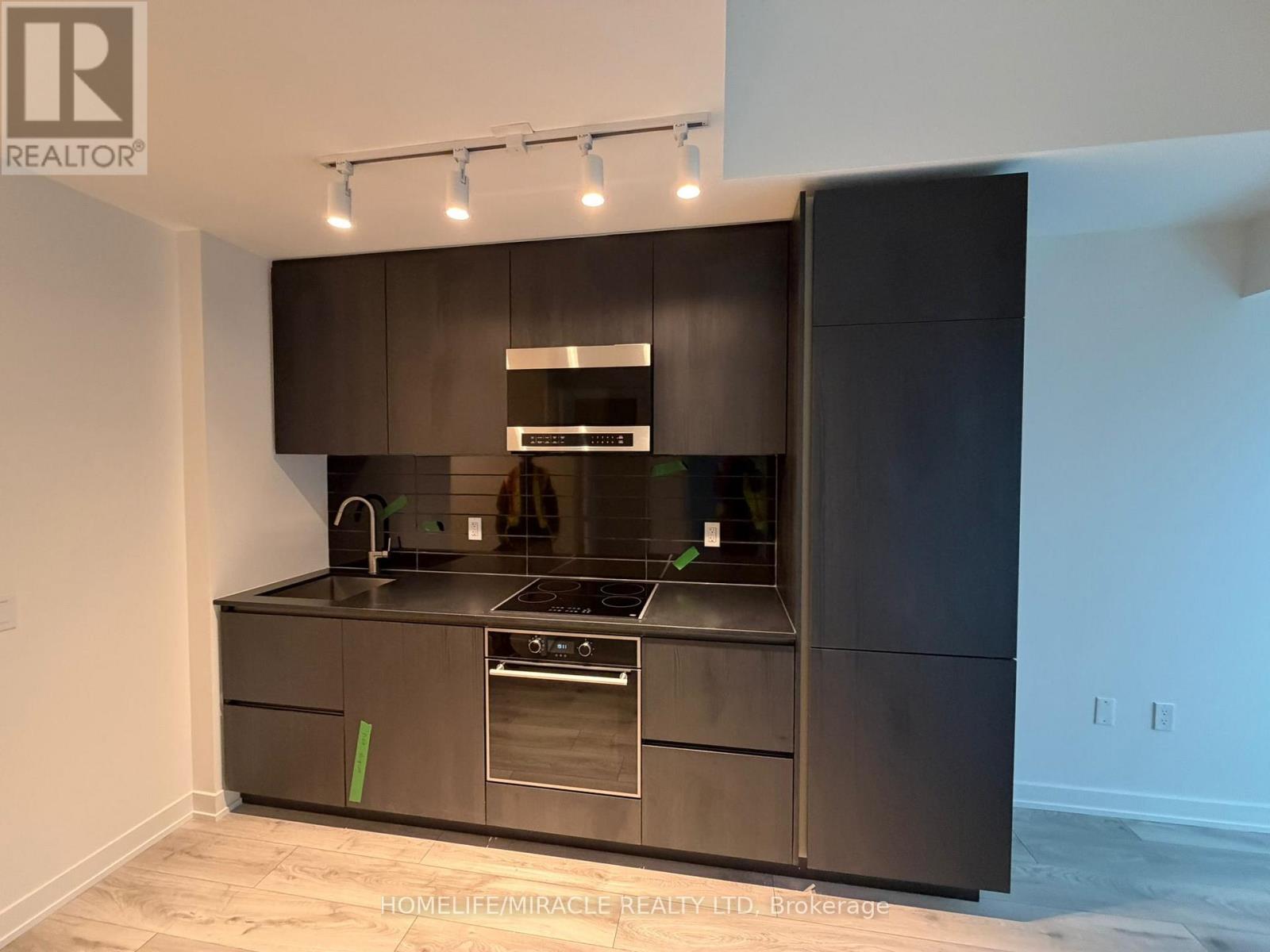 803 - 120 Broadway Avenue, Toronto, Ontario  M4P 0E9 - Photo 5 - C12708360