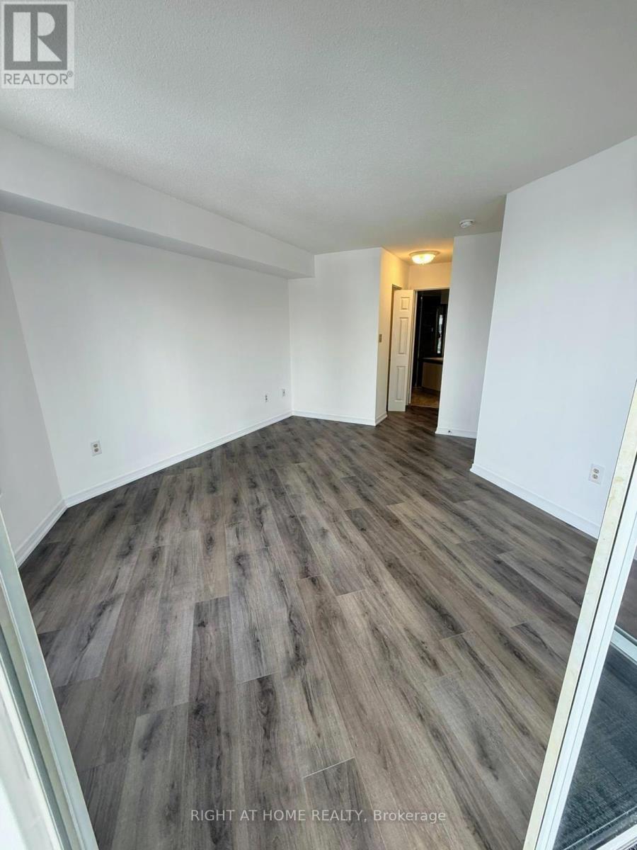 508 - 5 Concorde Place, Toronto, Ontario  M3C 3M8 - Photo 3 - C12708400