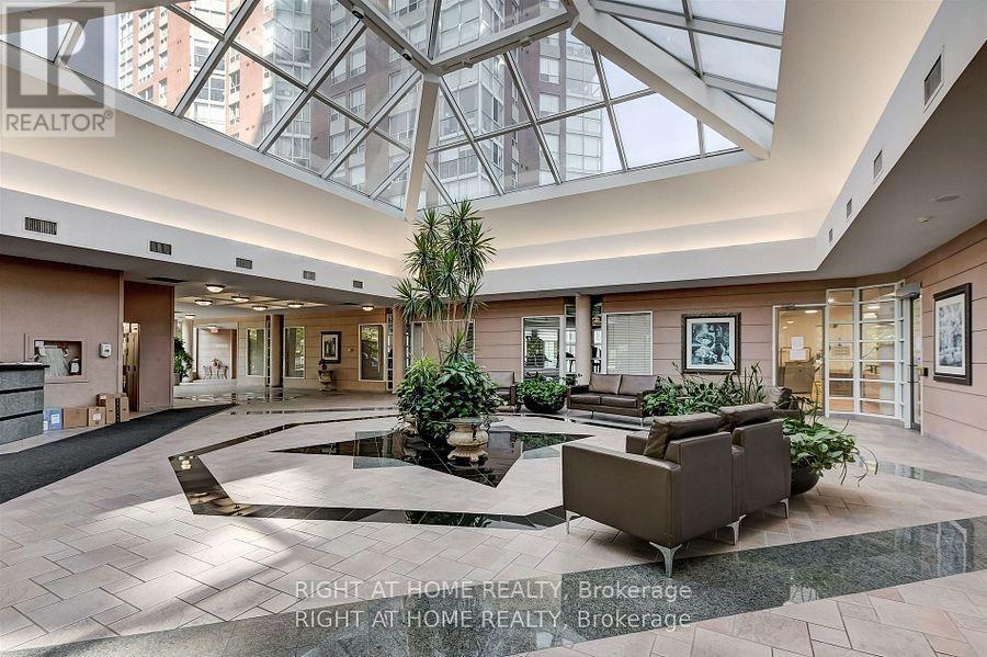 508 - 5 Concorde Place, Toronto, Ontario  M3C 3M8 - Photo 9 - C12708400