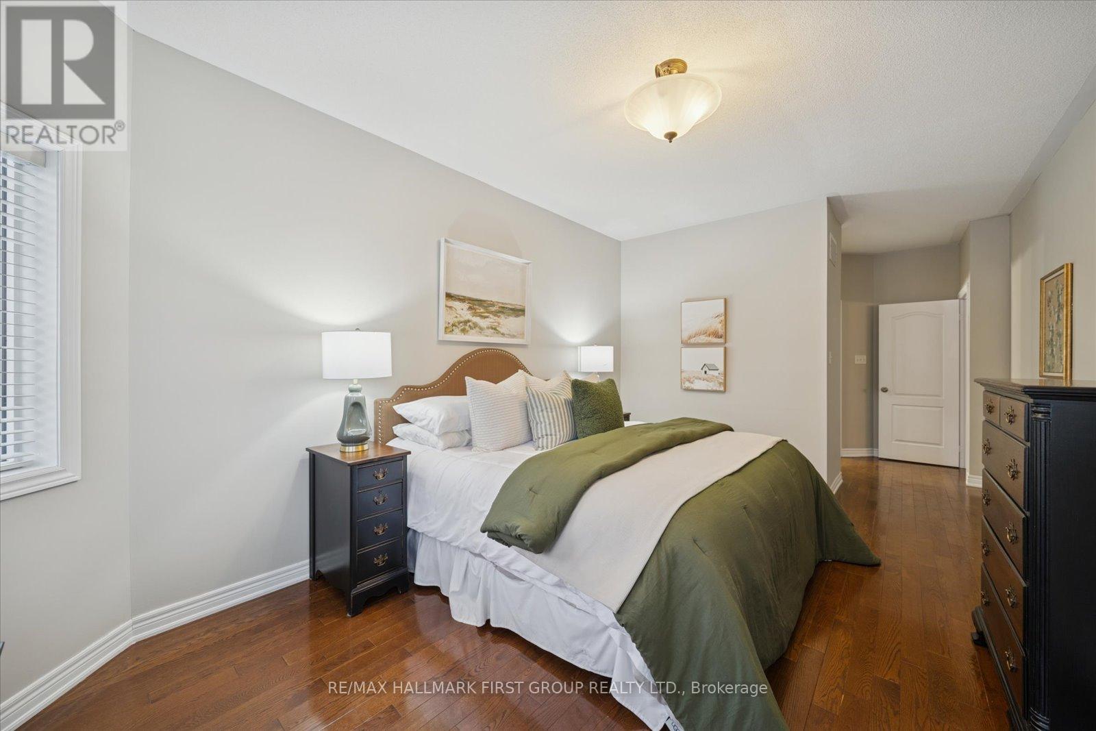 19 Elder Crescent, Whitby, Ontario  L1M 2H6 - Photo 14 - E12708172