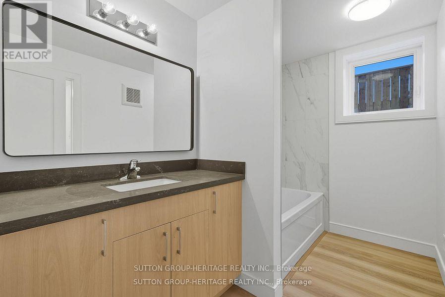 120b Cochrane Street, Whitby, Ontario  L1N 5H8 - Photo 26 - E12708190