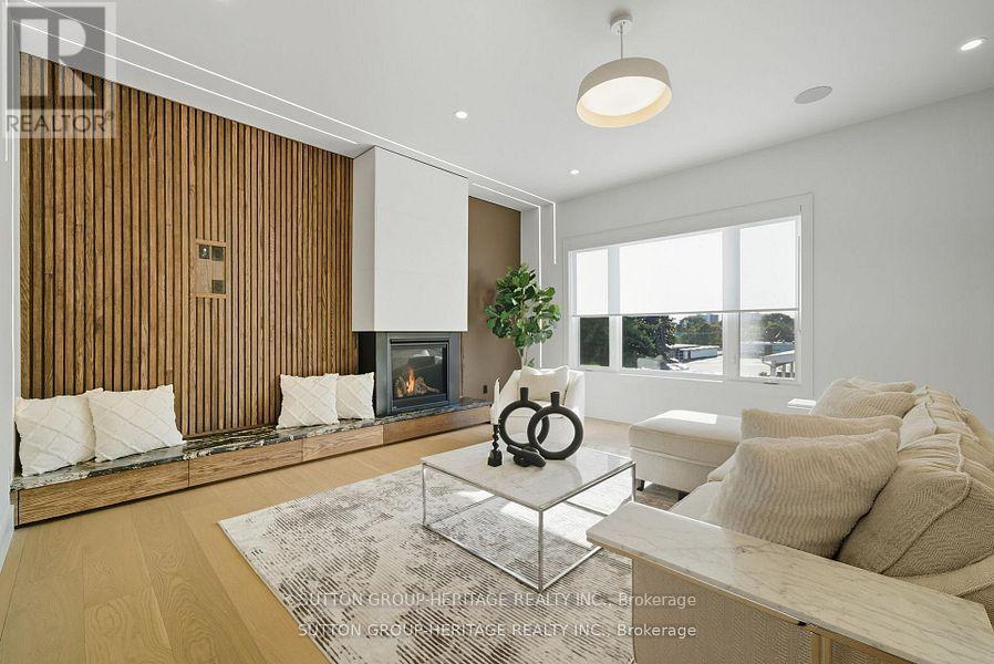 120b Cochrane Street, Whitby, Ontario  L1N 5H8 - Photo 6 - E12708190