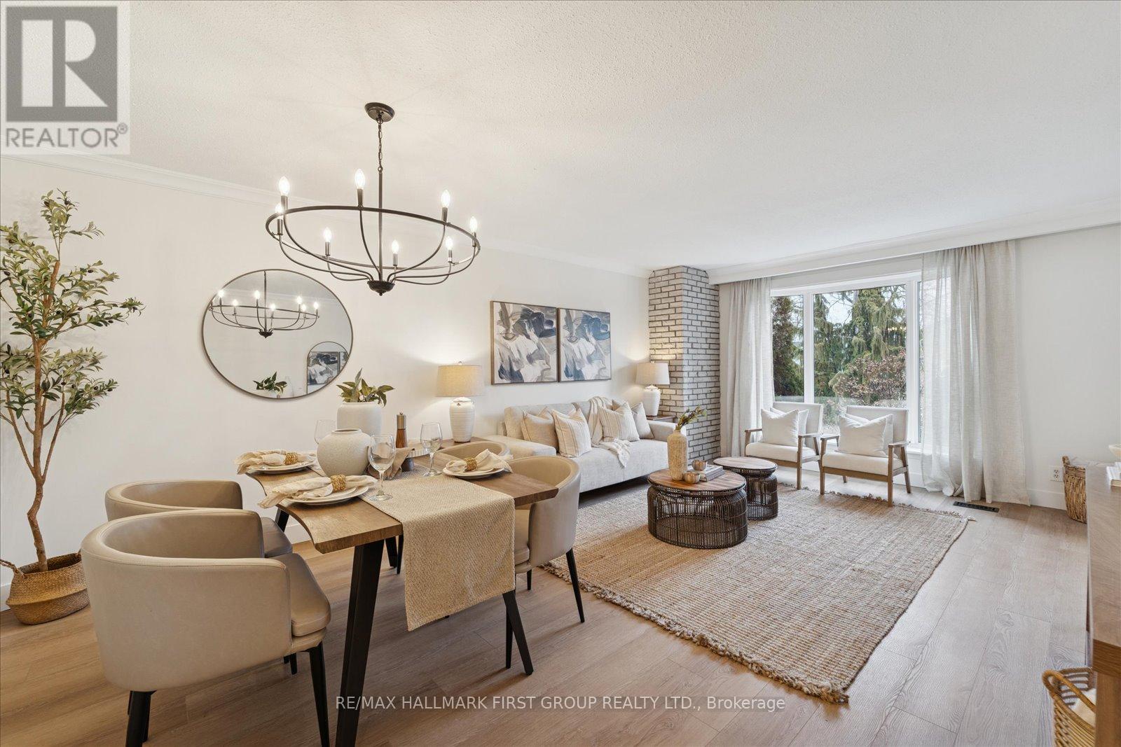 724 Balaton Avenue, Pickering, Ontario  L1W 1W4 - Photo 7 - E12708206