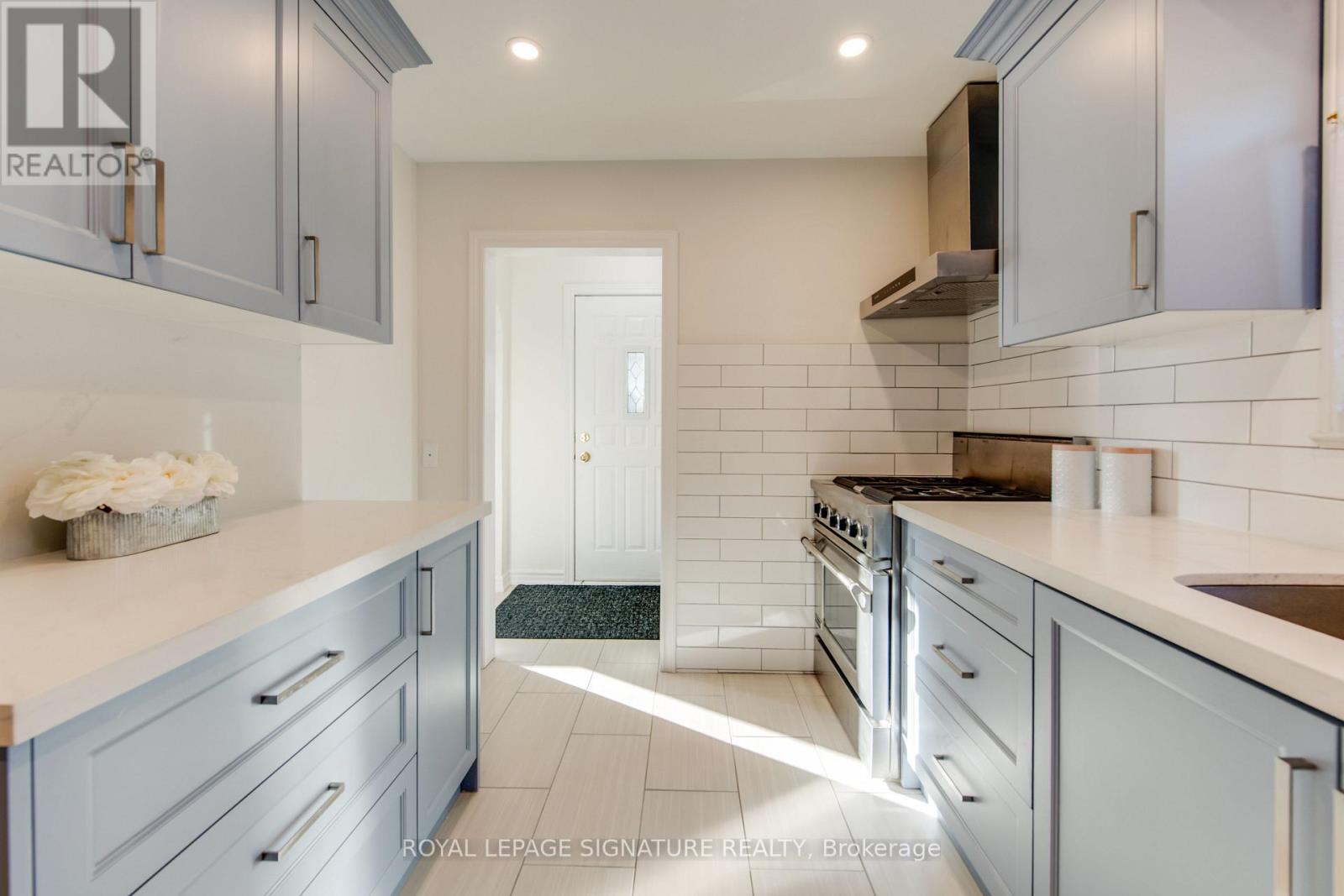 9 Ivorwood Crescent, Toronto, Ontario  M1R 2X5 - Photo 9 - E12708250