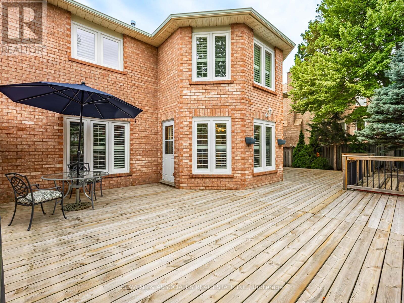 1357 Rougemount Drive, Pickering, Ontario  L1V 1N2 - Photo 21 - E12708364