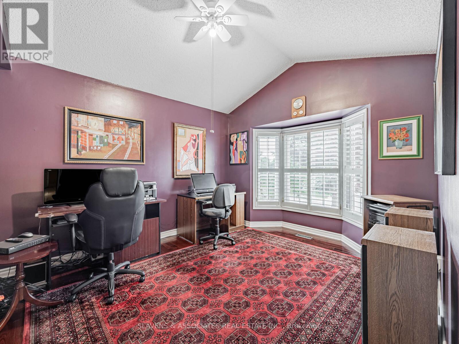 1357 Rougemount Drive, Pickering, Ontario  L1V 1N2 - Photo 4 - E12708364