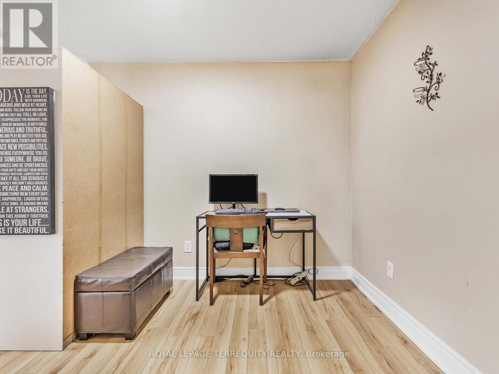 203 - 326 Major Mackenzie Drive E, Richmond Hill, Ontario  L4C 8T4 - Photo 5 - N12708170