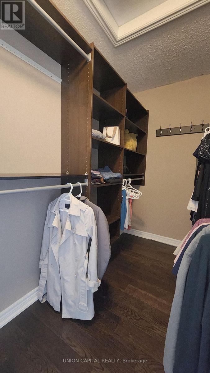 88 Stoyell Drive, Richmond Hill, Ontario  L4E 0M8 - Photo 9 - N12708226