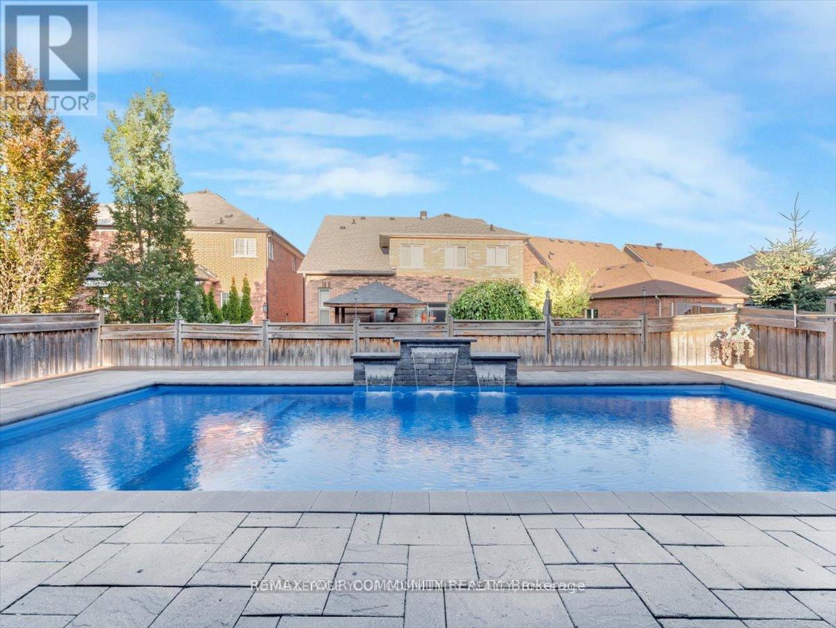 9 Heaney Court, Aurora, Ontario  L4G 0J7 - Photo 49 - N12708258