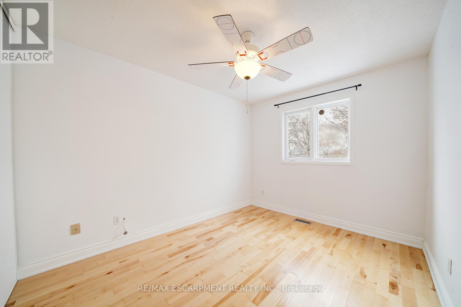 108 Olde Bayview Avenue, Richmond Hill, Ontario  L4E 3C7 - Photo 25 - N12708384