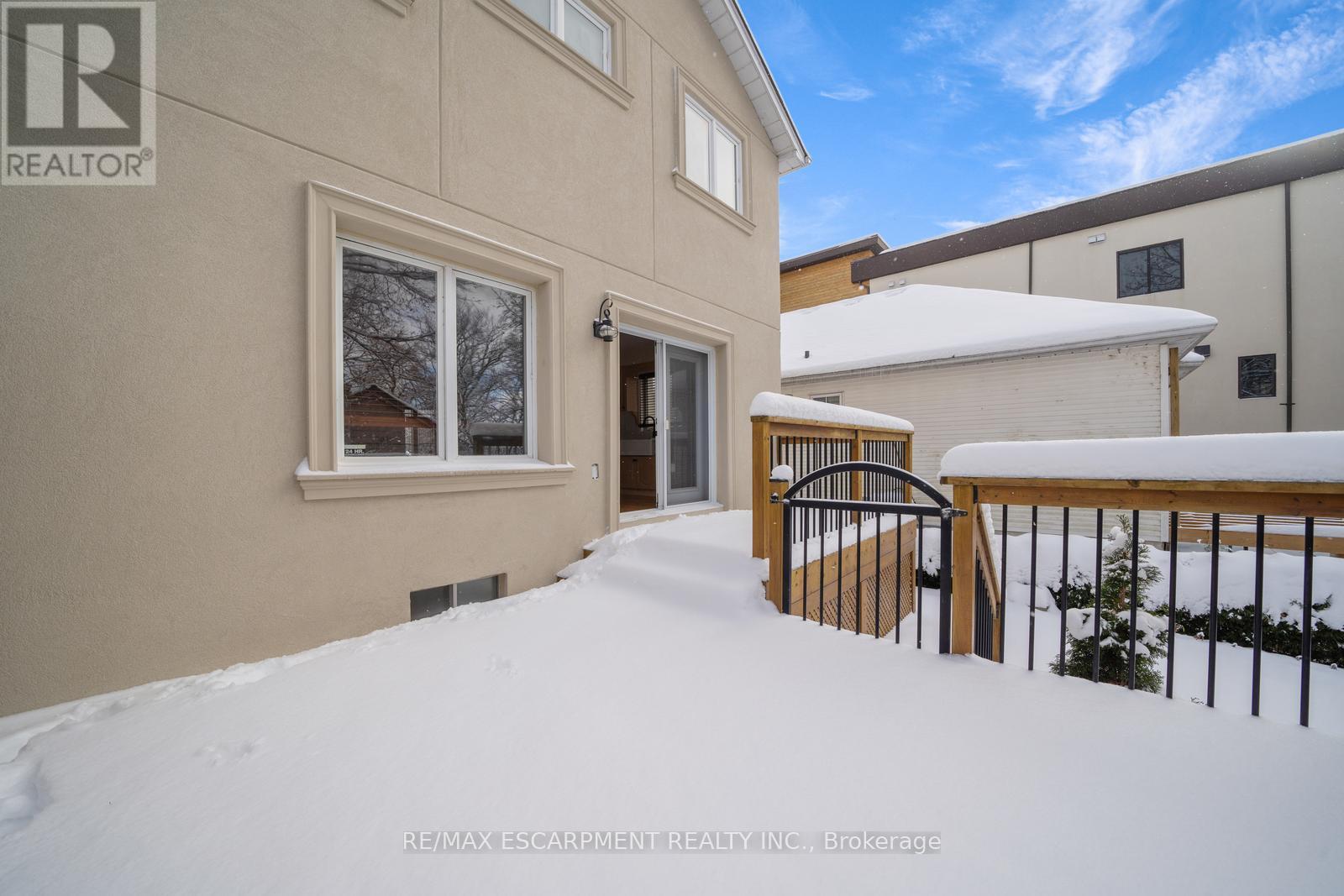 108 Olde Bayview Avenue, Richmond Hill, Ontario  L4E 3C7 - Photo 41 - N12708384